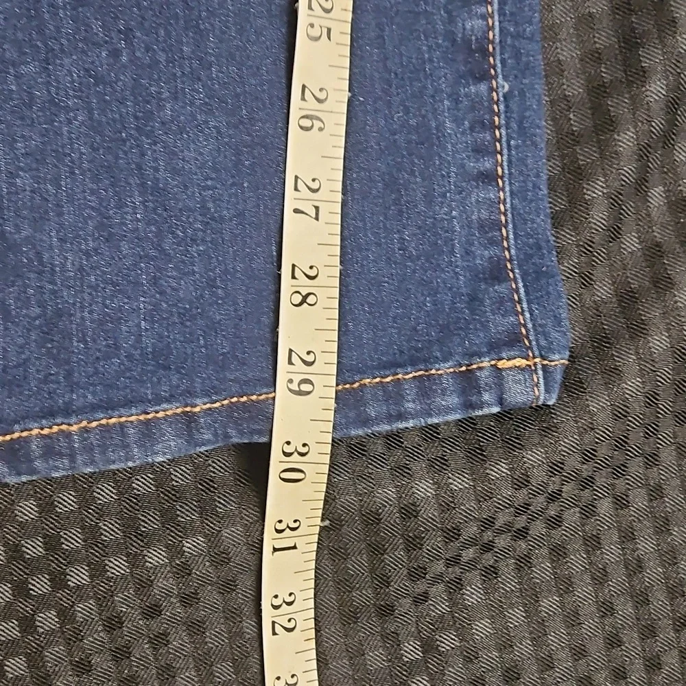 Nine West, Gramercy Slim Straight, Jeans, Size 6 - Picture 11 of 12